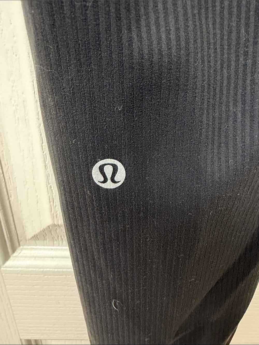 Lululemon Wunder Train High-Rise Ribbed Tight 25" in Graphite Grey - Picture 4 of 5